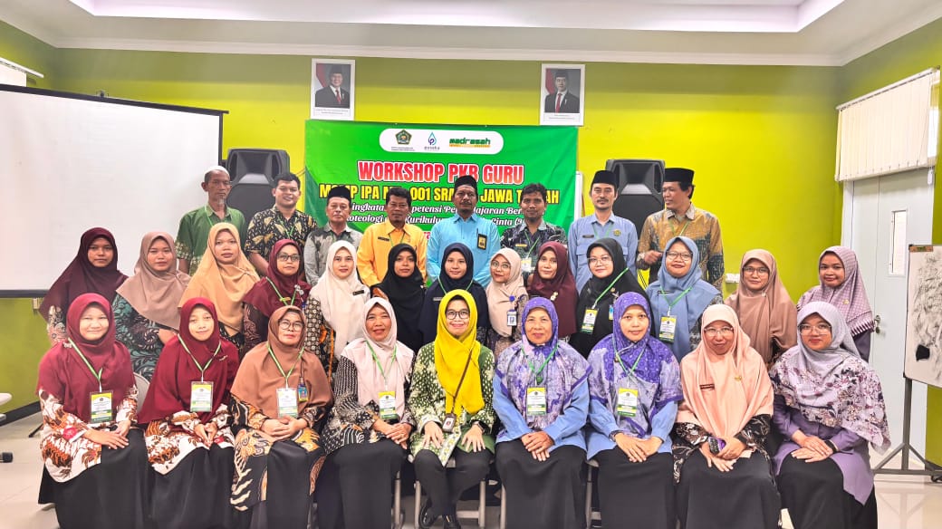 Tingkatkan Kualitas Pengajaran, Guru IPA MTs Al-Hikmah Tanon Ikuti Workshop PKB di MTsN 2 Sragen